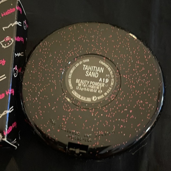 BRAND NEW IN BOX Rare Hello Kitty Mac collab makeup 3 pcs. - Picture 9 of 14